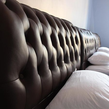 Backpackers Imperial Hotel Hobart Bagian luar foto
