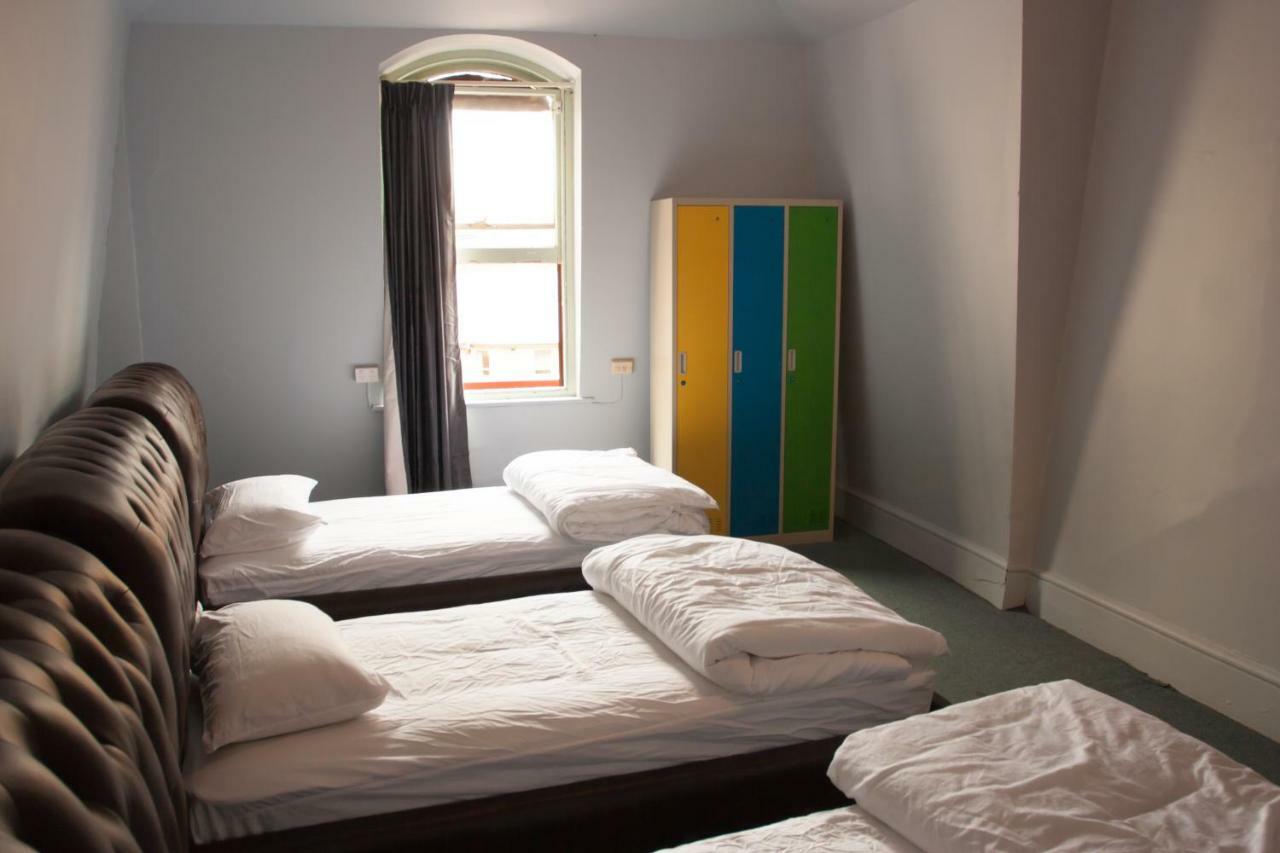 Backpackers Imperial Hotel Hobart Bagian luar foto