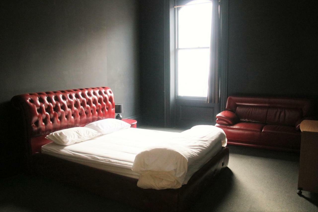 Backpackers Imperial Hotel Hobart Bagian luar foto