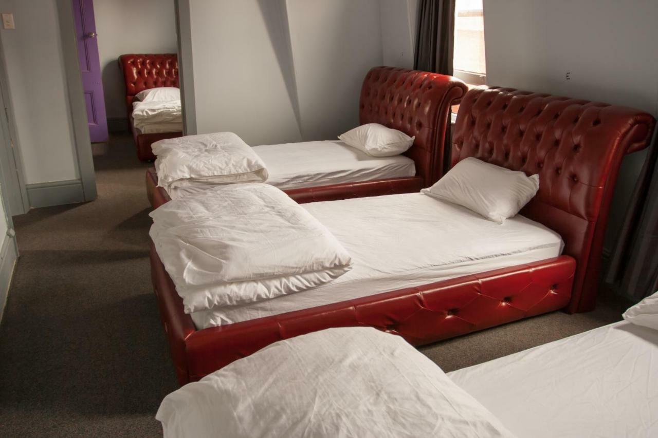 Backpackers Imperial Hotel Hobart Bagian luar foto