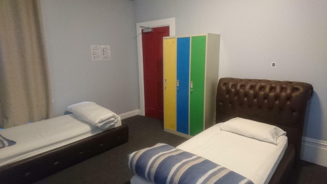 Backpackers Imperial Hotel Hobart Bagian luar foto
