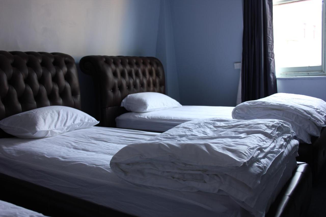 Backpackers Imperial Hotel Hobart Bagian luar foto