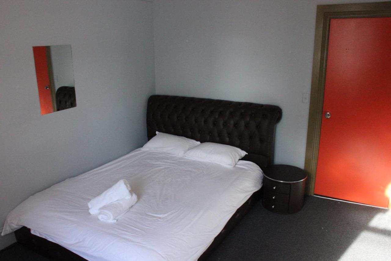Backpackers Imperial Hotel Hobart Bagian luar foto