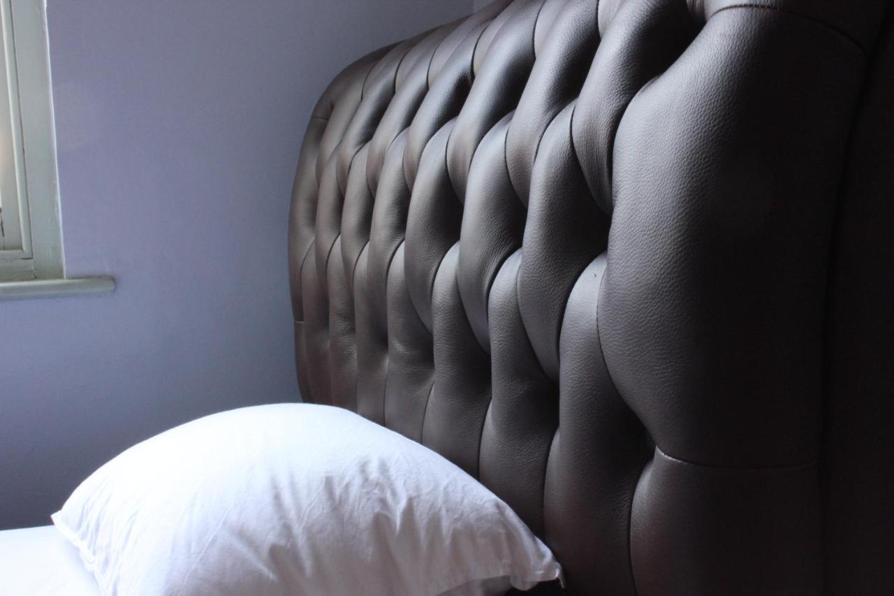 Backpackers Imperial Hotel Hobart Bagian luar foto