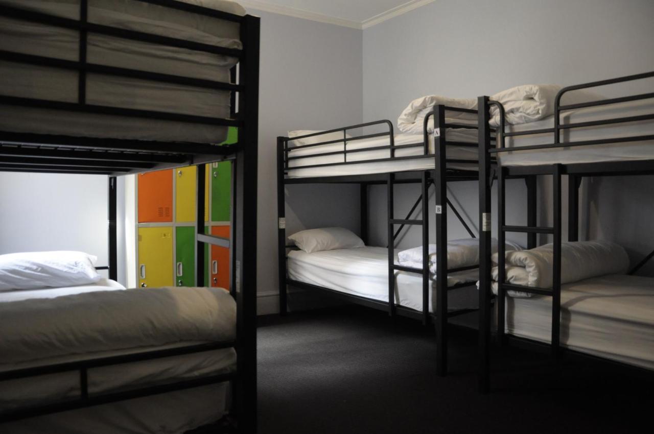 Backpackers Imperial Hotel Hobart Bagian luar foto